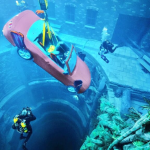 Deep dive Dubai
